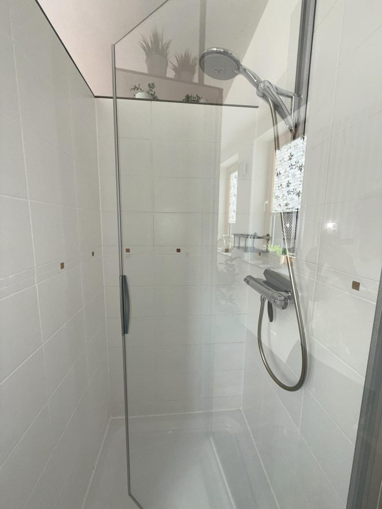 ממינגן Fe Wo Brunnen - 120 Qm - Ruhige Lage - Viel Natur- Komfortabel - Grosser Balkon Und Garten מראה חיצוני תמונה